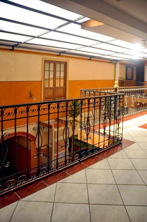 Hotel Fuentes La Paz Extérieur photo