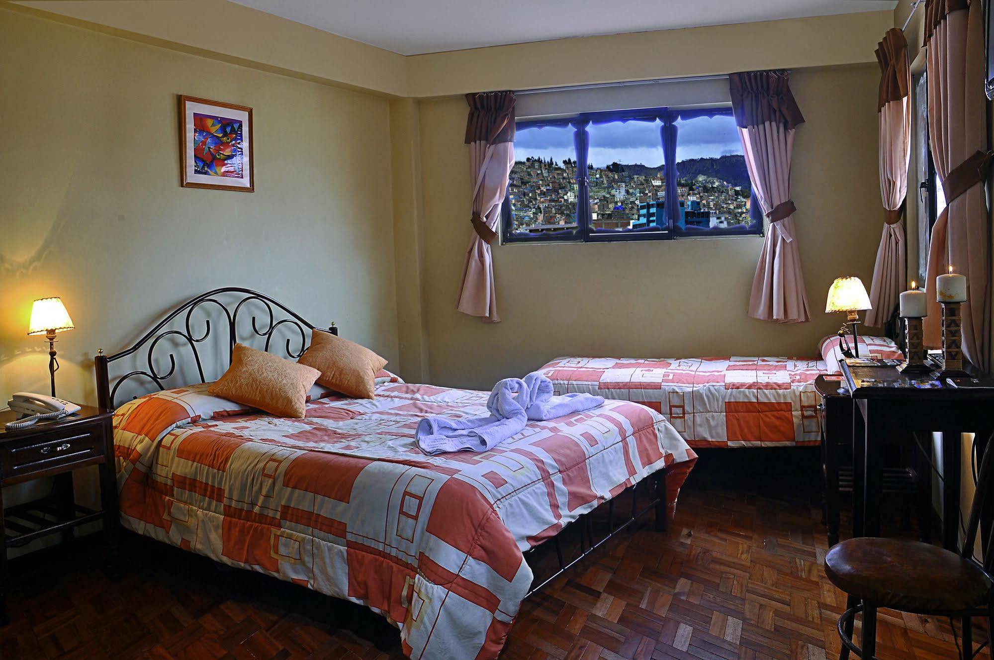 Hotel Fuentes La Paz Extérieur photo