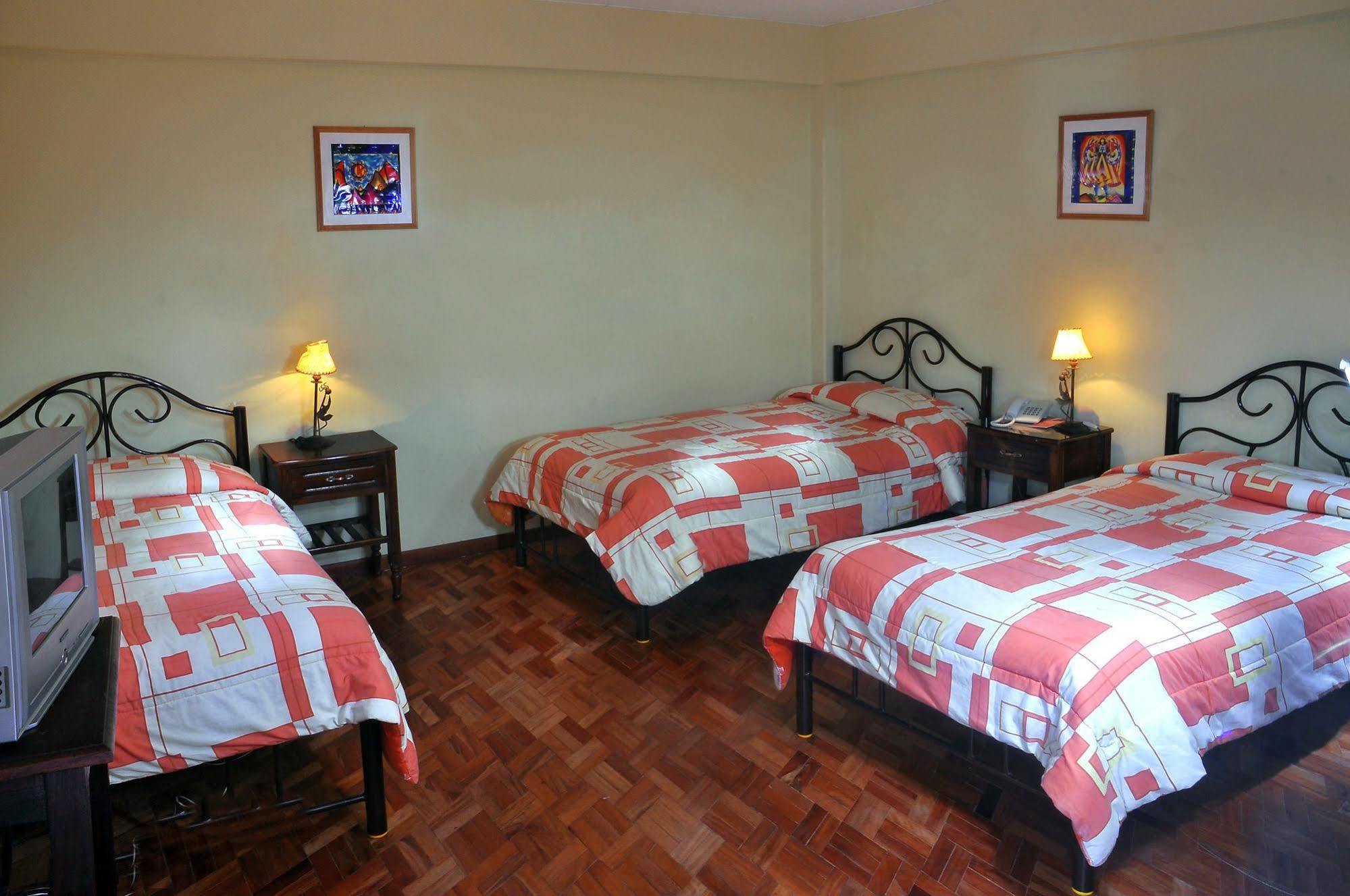 Hotel Fuentes La Paz Extérieur photo