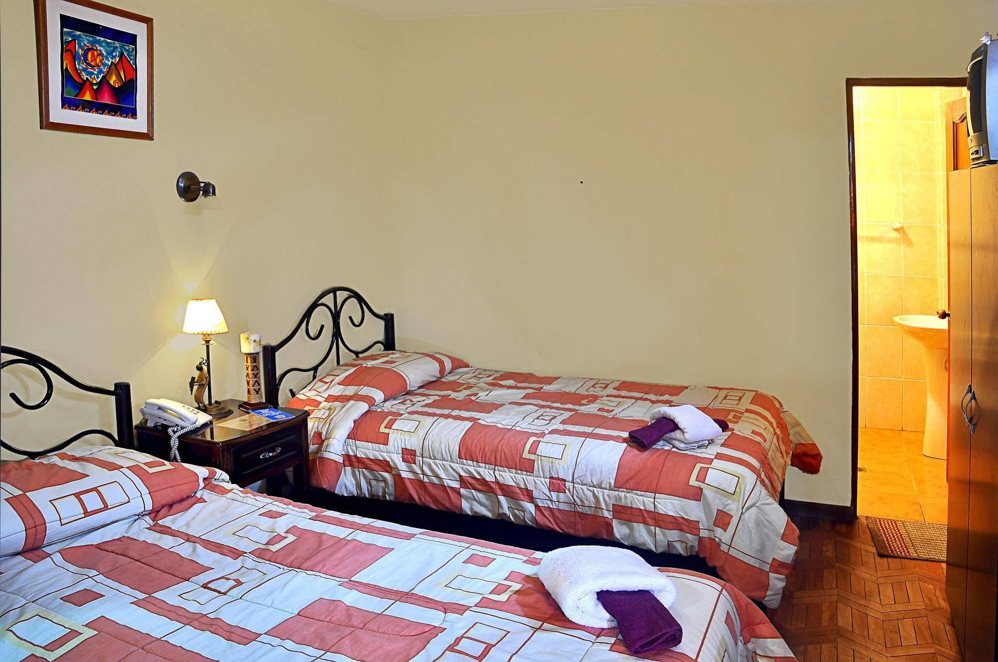 Hotel Fuentes La Paz Extérieur photo